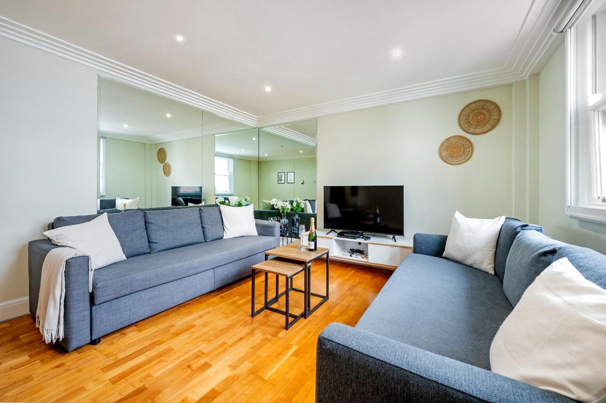 Location Trafalgar Square 1 Bedr, 3 Beds, Sleeps 6 Apartamento *